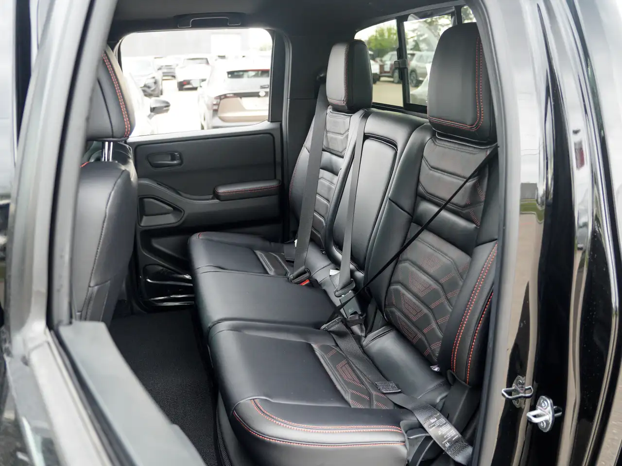 Nissan Frontier photo Nissan Frontier