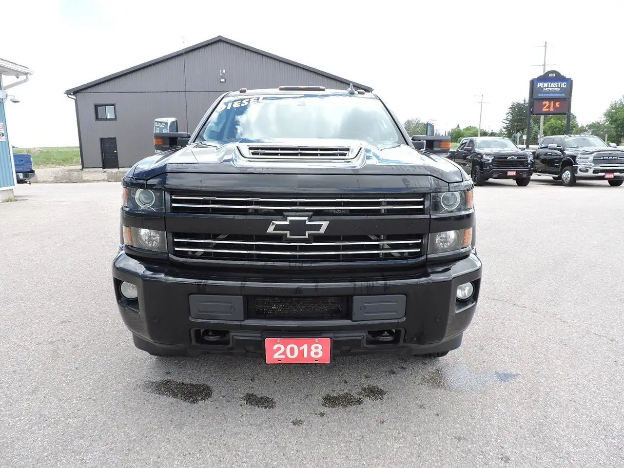 Chevrolet Silverado 3500 photo Chevrolet Silverado 3500