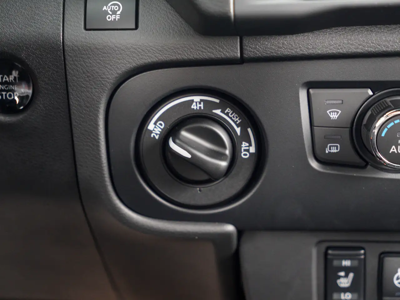 Nissan Frontier photo Nissan Frontier