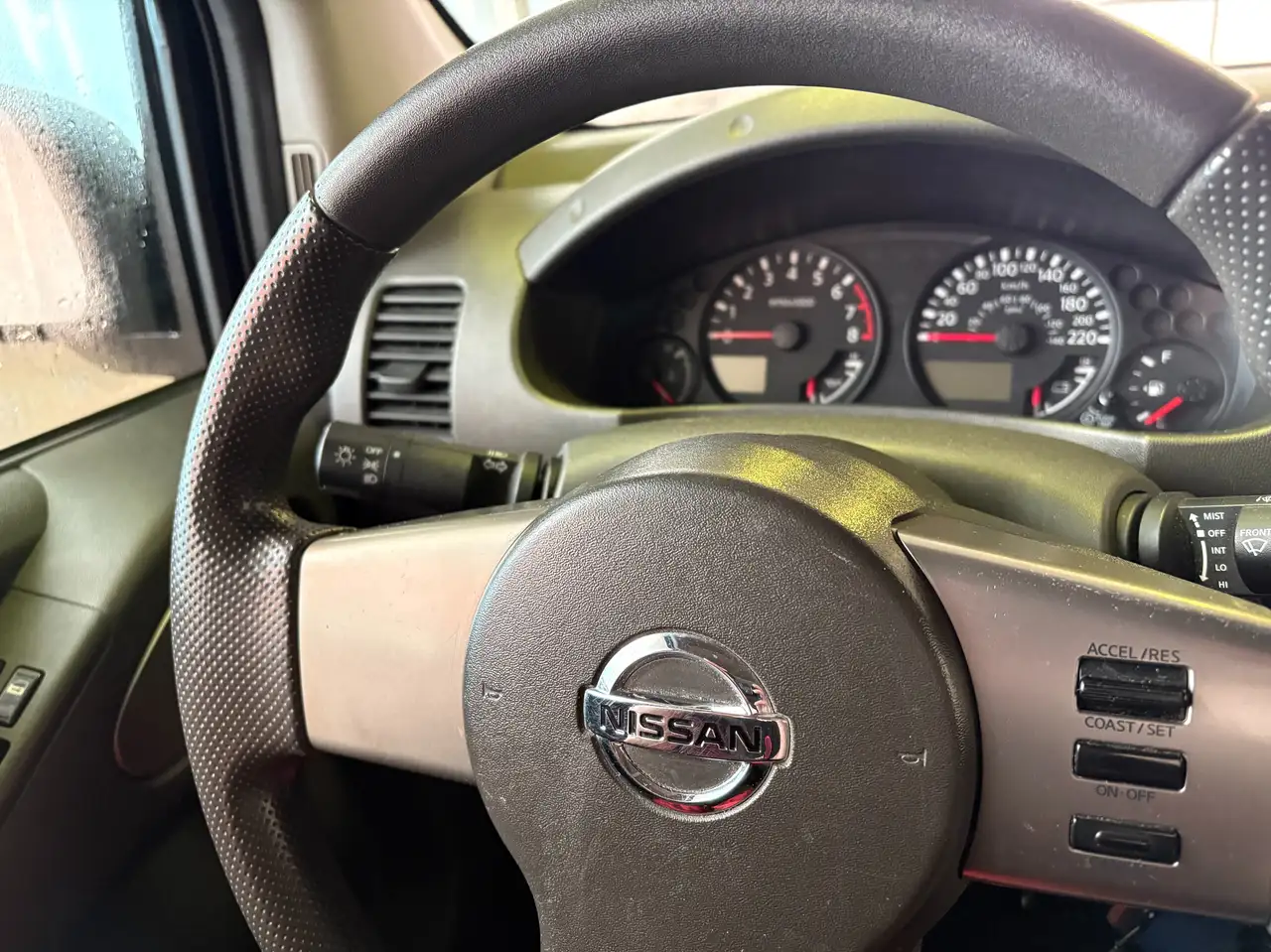 Nissan Frontier photo Nissan Frontier