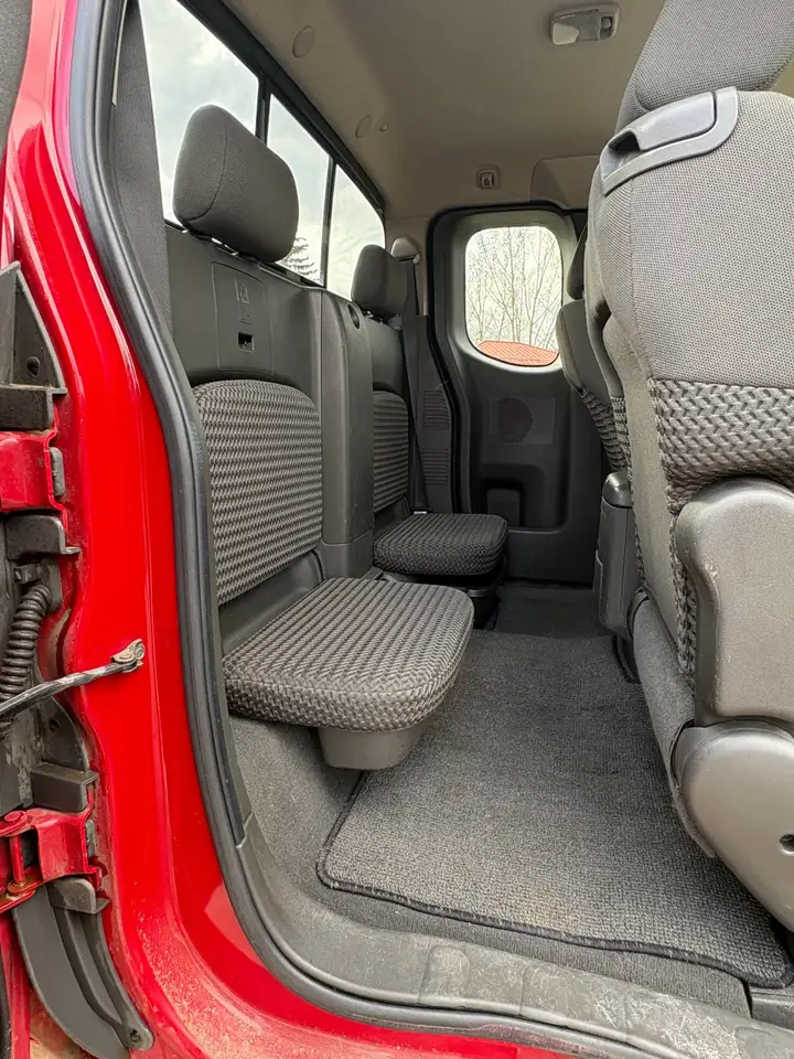 Nissan Frontier photo Nissan Frontier