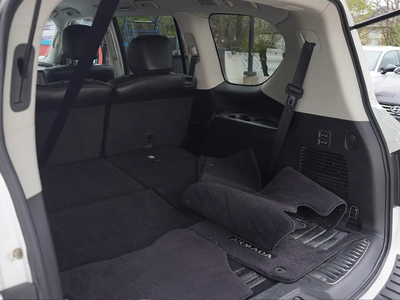 Nissan Armada fotografie Nissan Armada