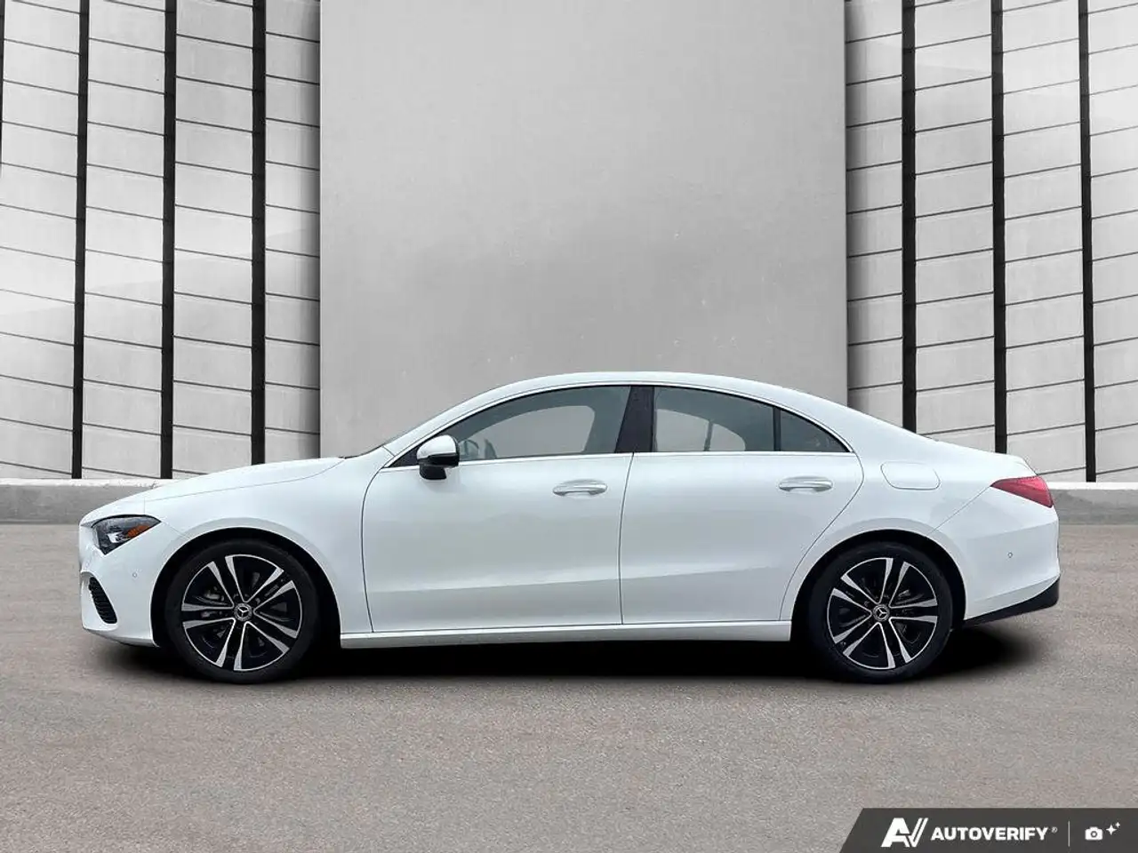 Mercedes-Benz CLA photo Mercedes-Benz CLA