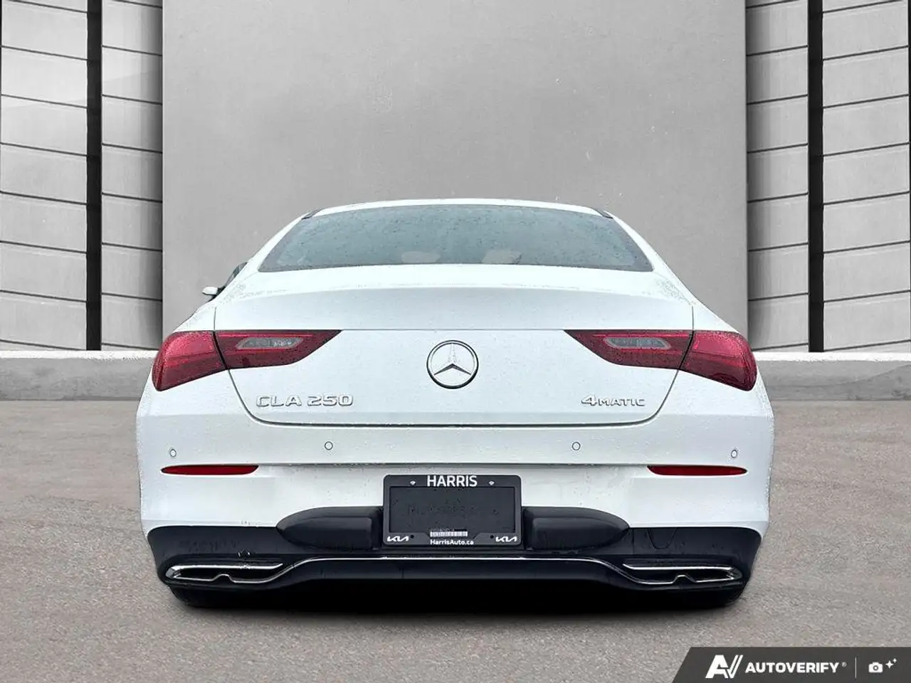 Mercedes-Benz CLA photo Mercedes-Benz CLA