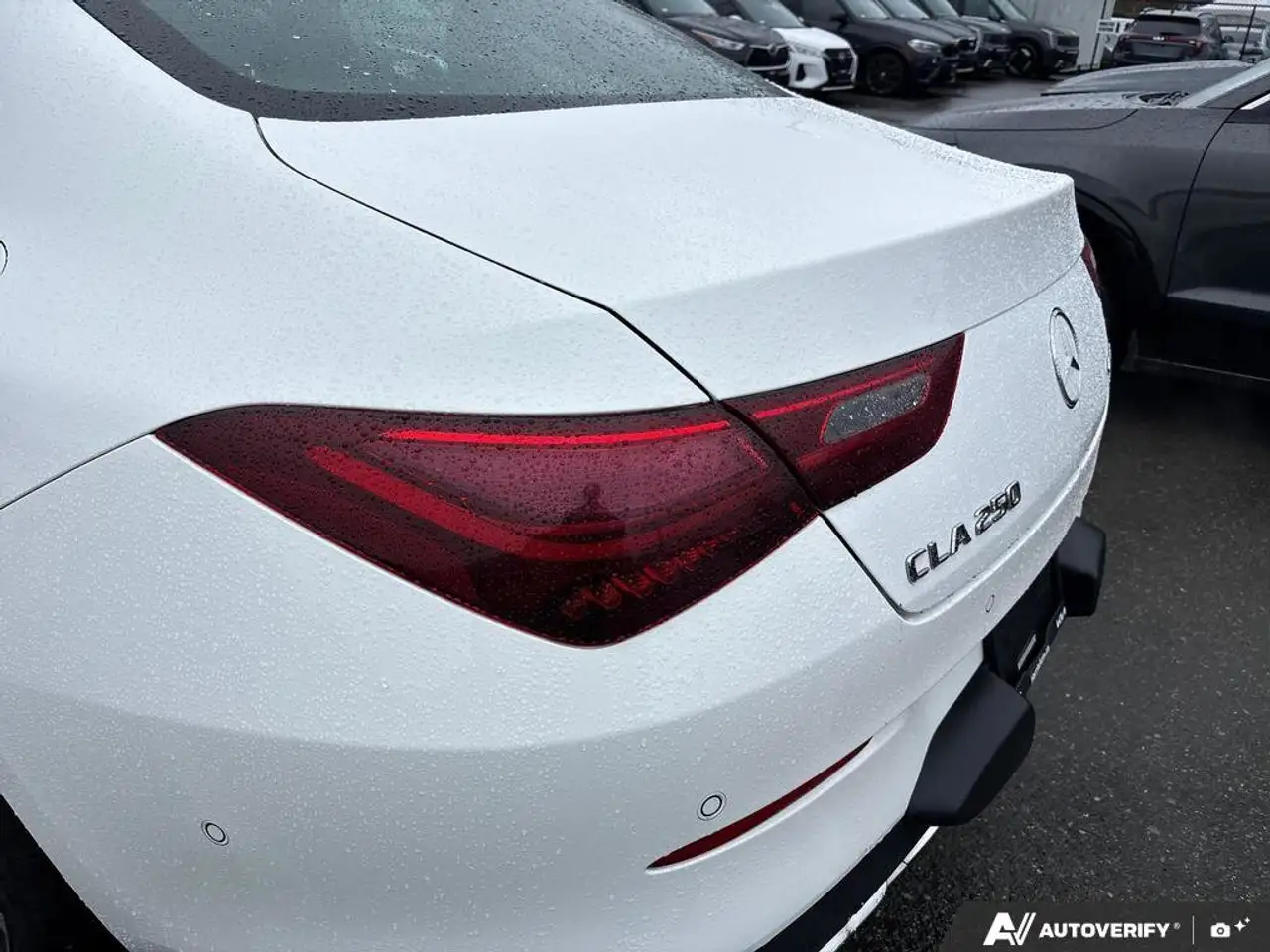 Mercedes-Benz CLA photo Mercedes-Benz CLA
