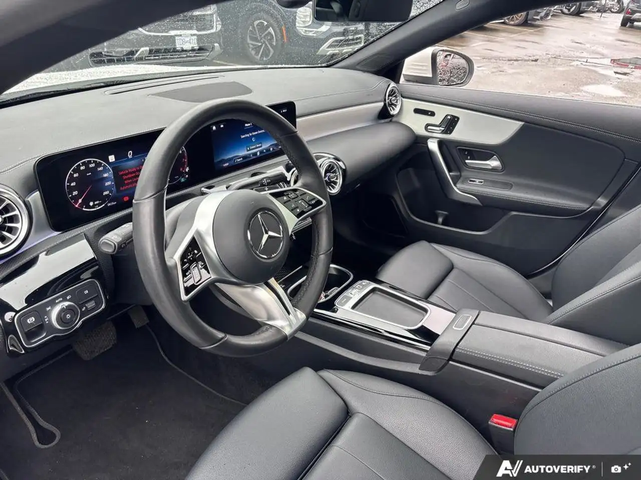 Mercedes-Benz CLA photo Mercedes-Benz CLA