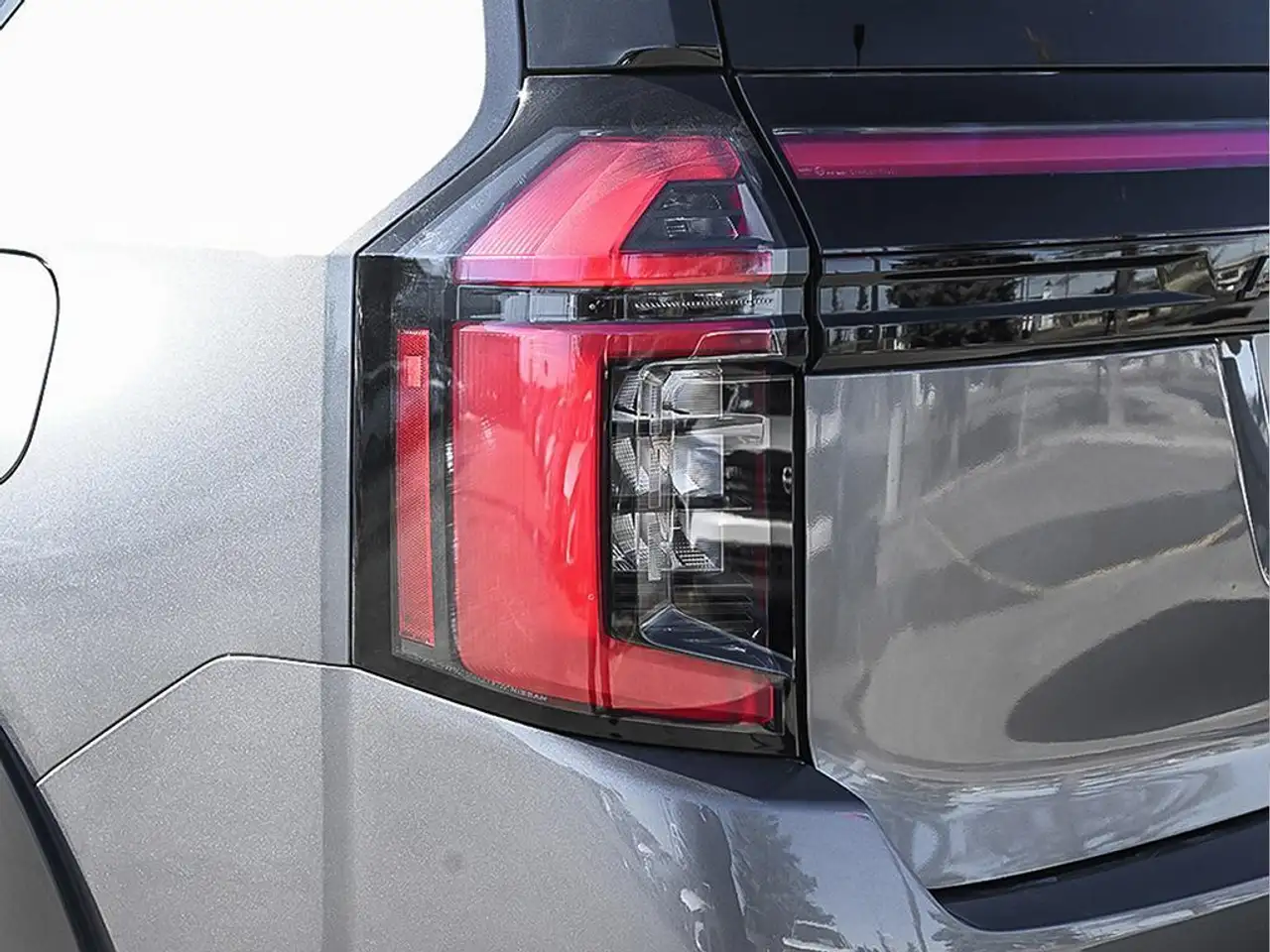 Nissan Armada снимка Nissan Armada