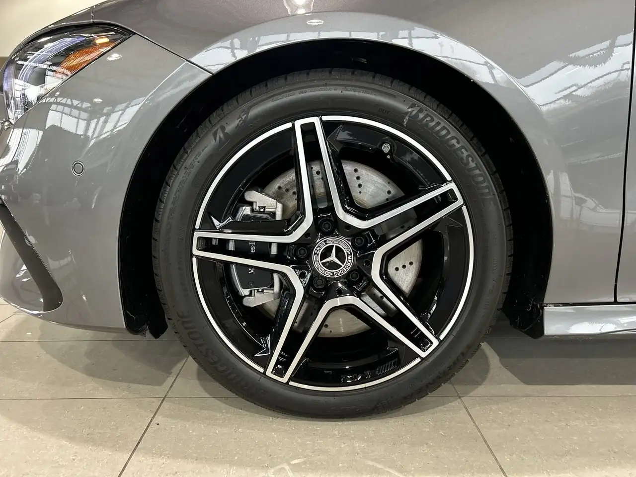 Mercedes-Benz CLA снимка Mercedes-Benz CLA