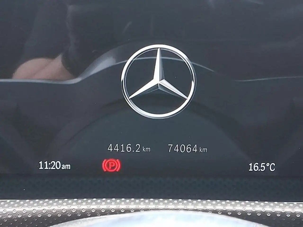 Mercedes-Benz CLA снимка Mercedes-Benz CLA