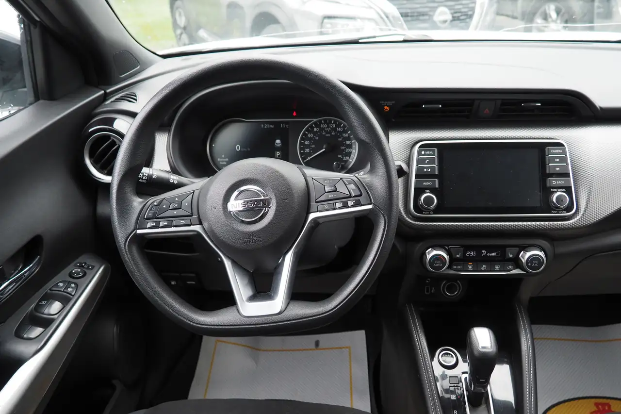Nissan Kicks photo Nissan Kicks