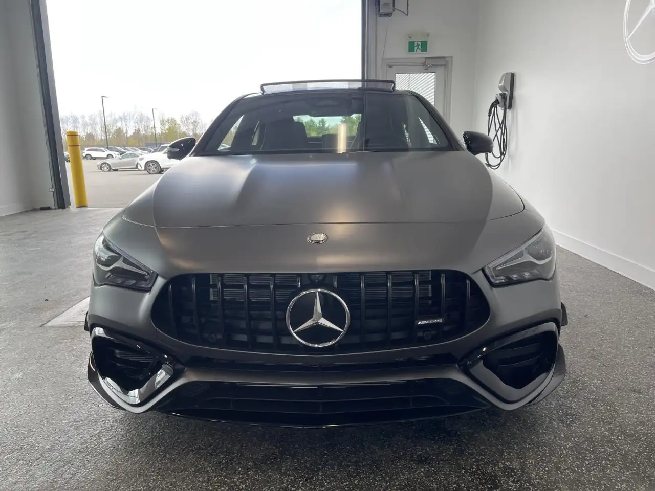 Mercedes-Benz CLA снимка Mercedes-Benz CLA