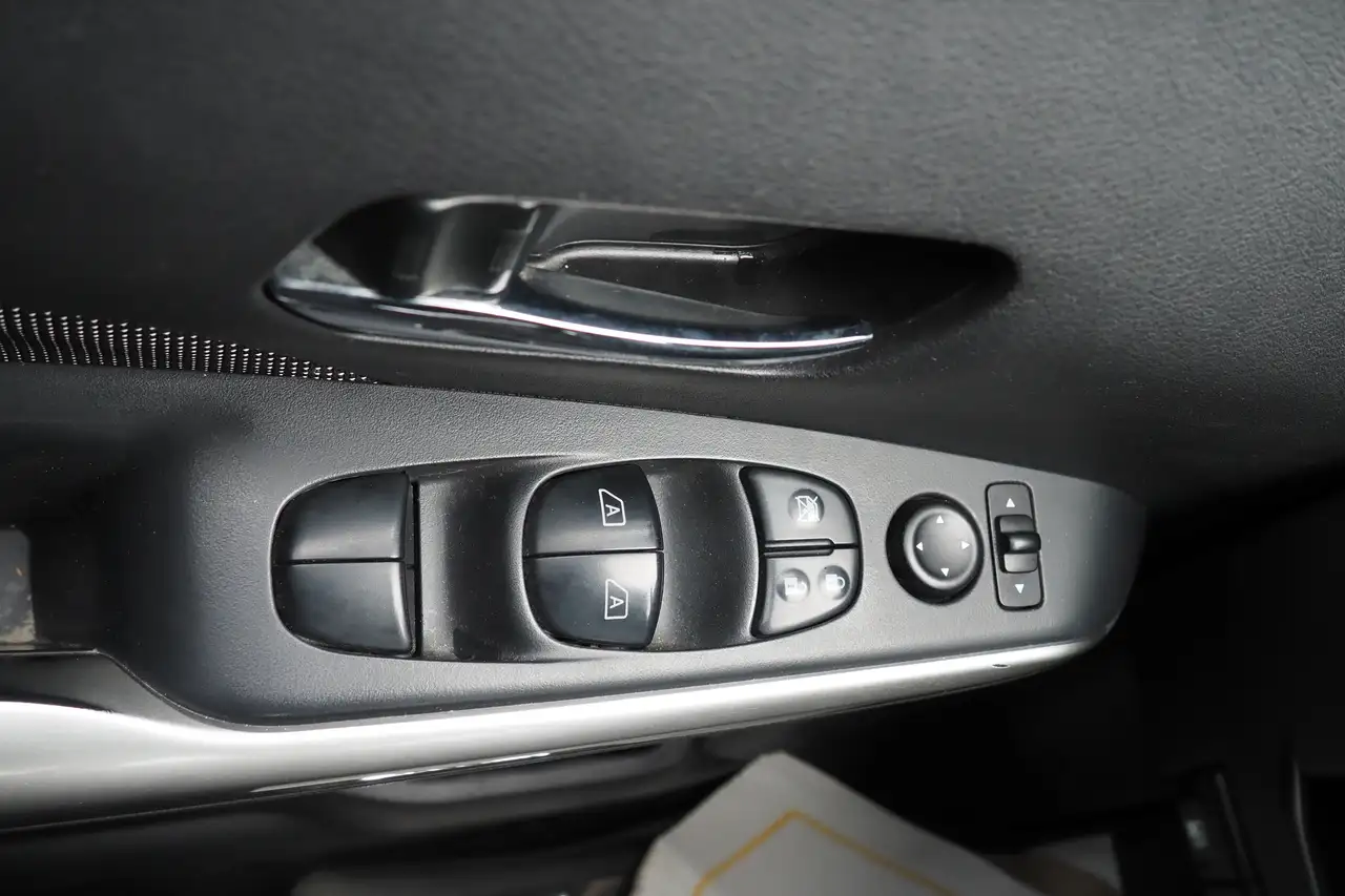 Nissan Kicks photo Nissan Kicks