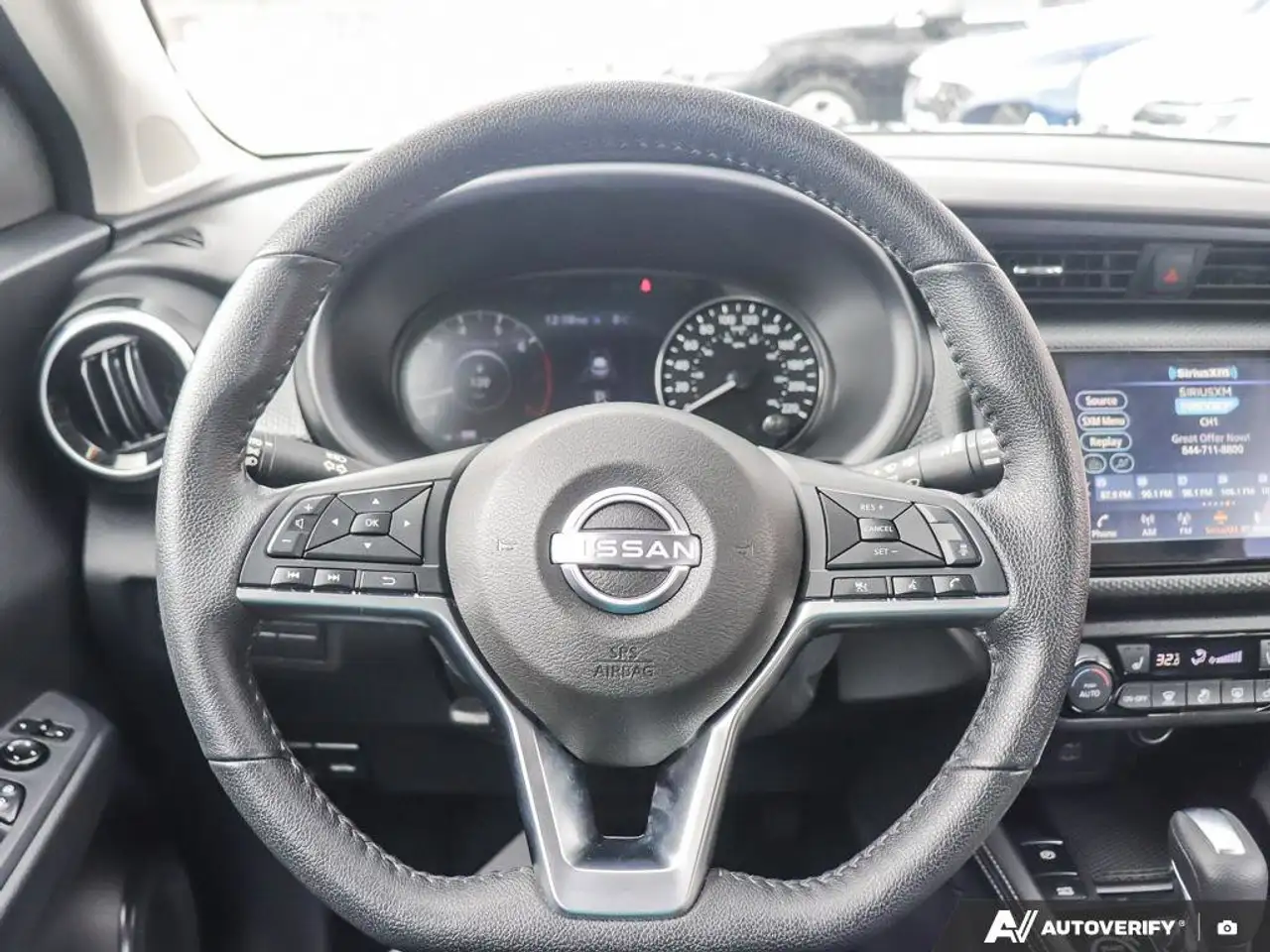 Nissan Kicks снимка Nissan Kicks