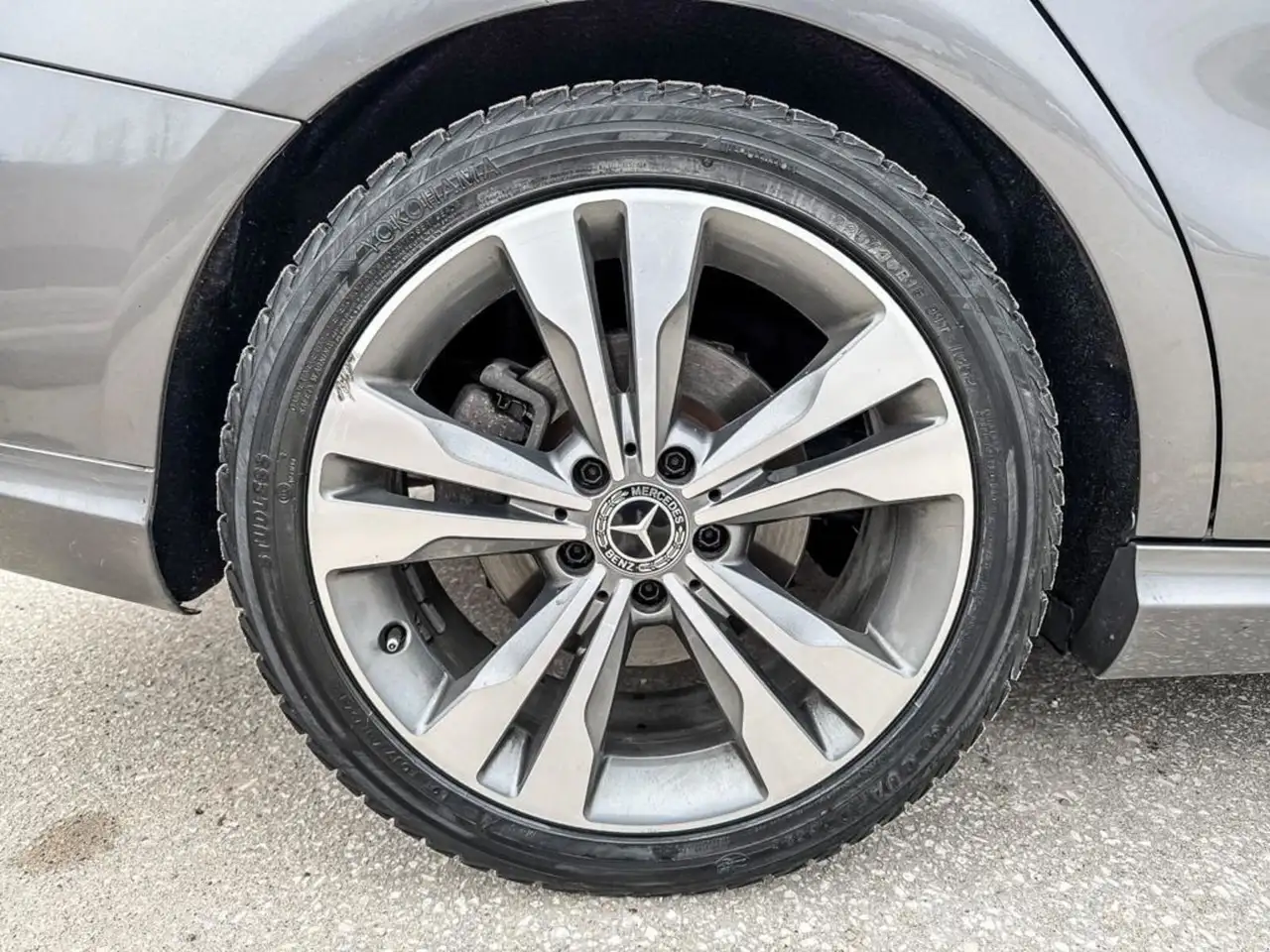 Mercedes-Benz CLA снимка Mercedes-Benz CLA