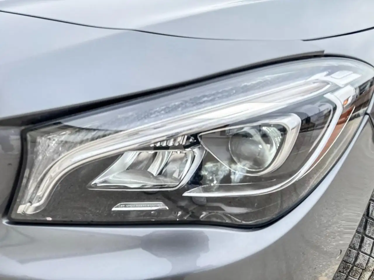 Mercedes-Benz CLA снимка Mercedes-Benz CLA