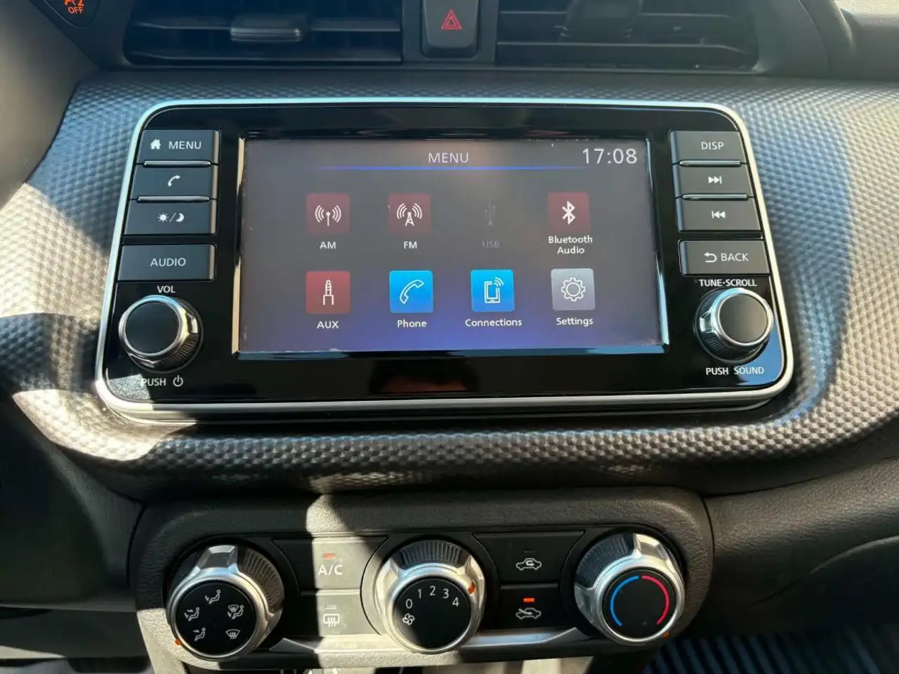 Nissan Kicks fotografie Nissan Kicks