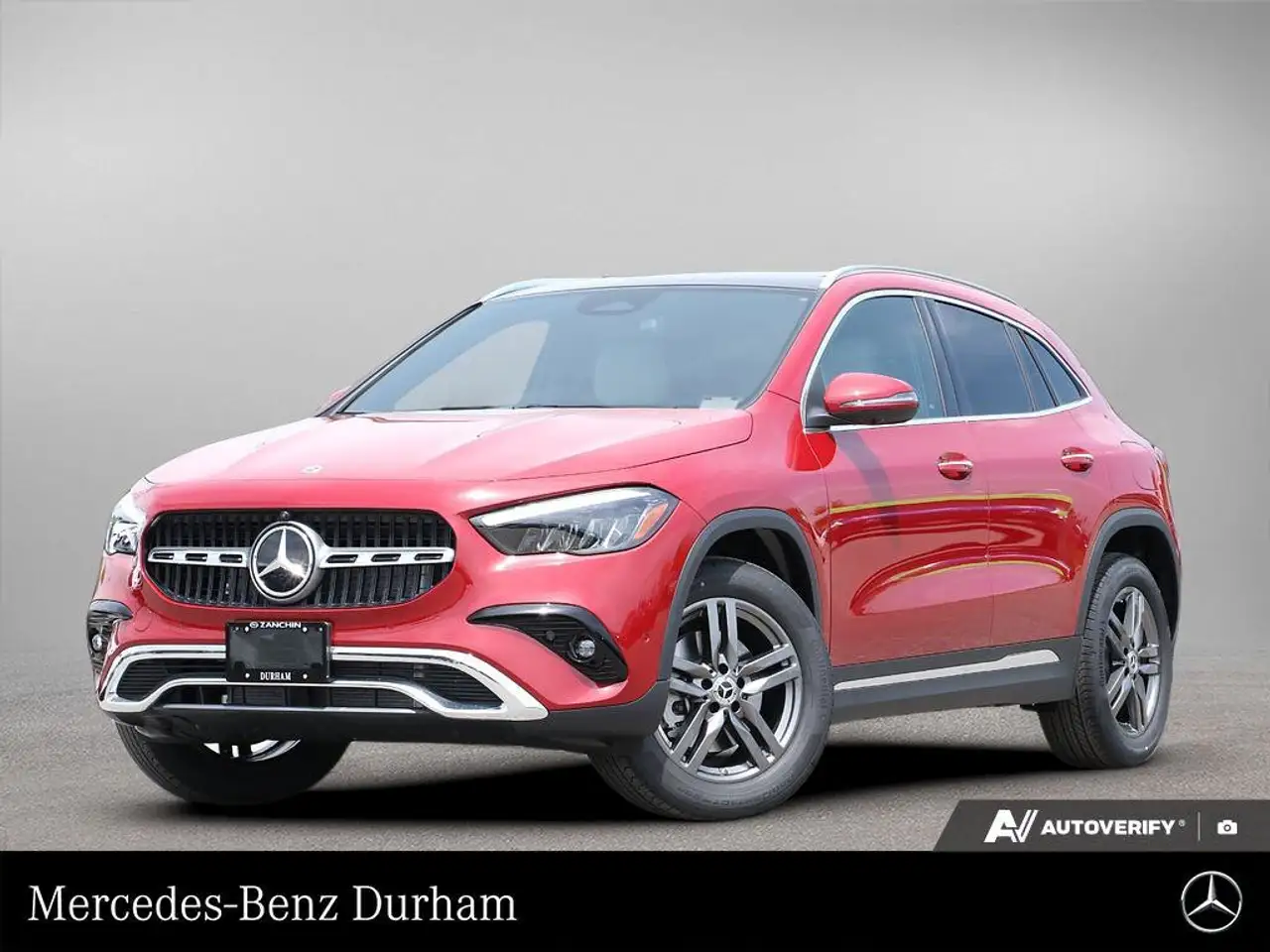 Mercedes-Benz GLA fotografie Mercedes-Benz GLA