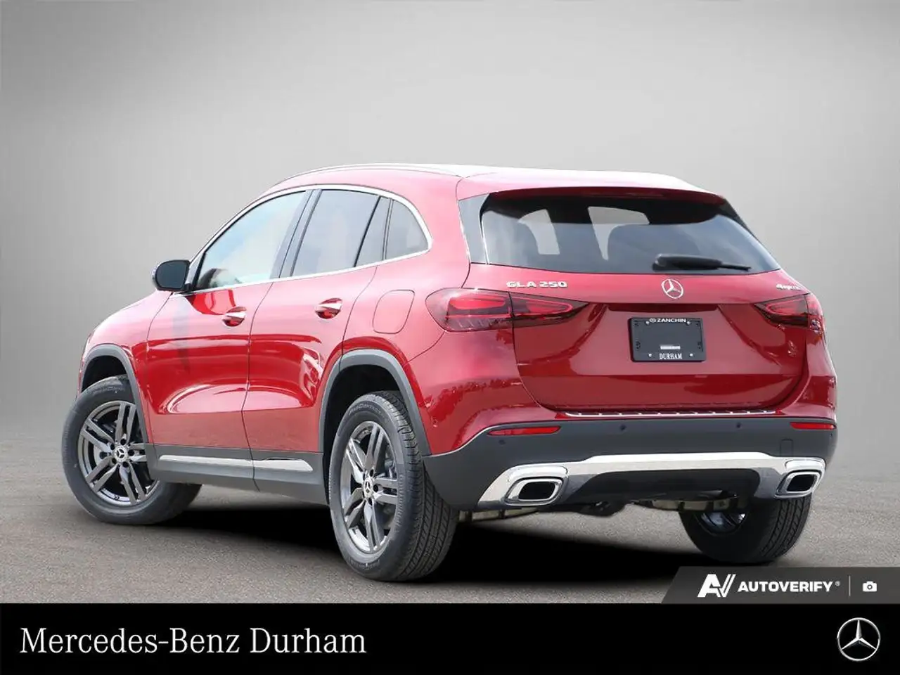 Mercedes-Benz GLA fotografie Mercedes-Benz GLA