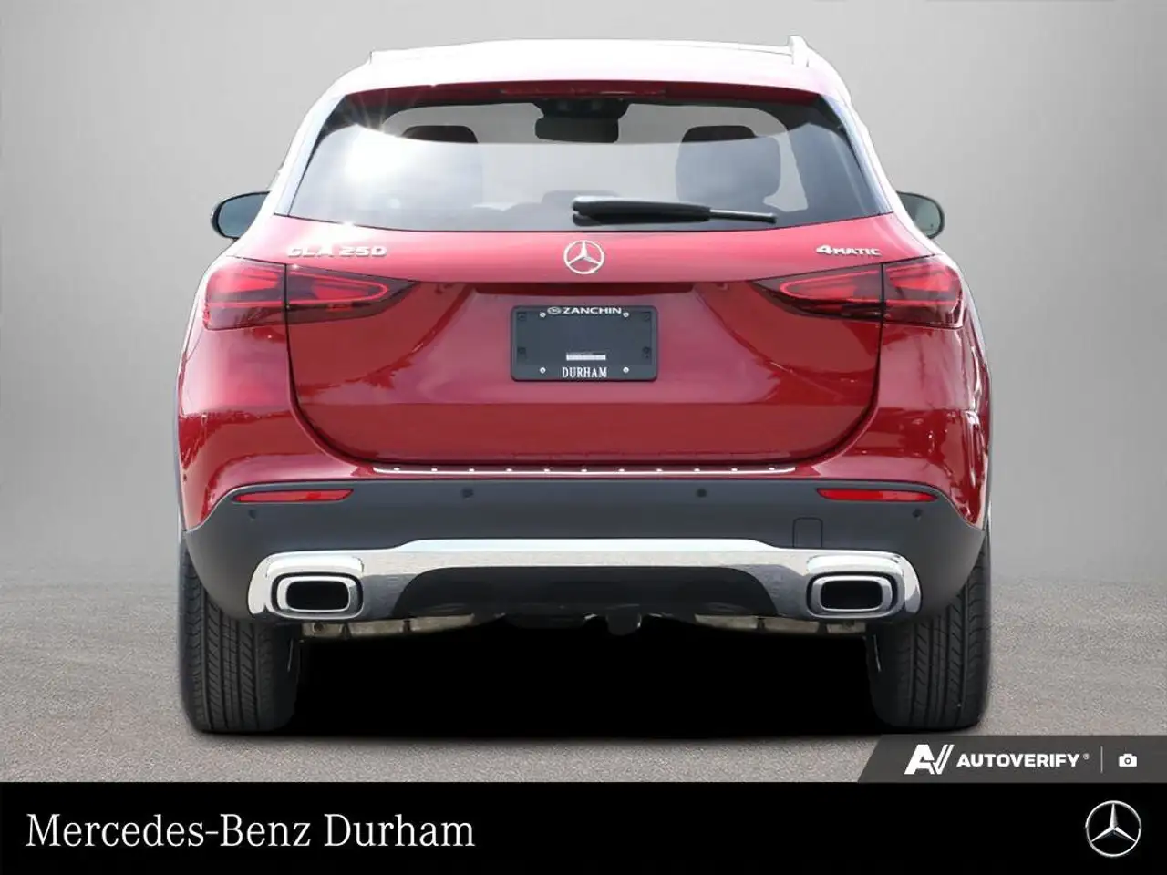 Mercedes-Benz GLA fotografie Mercedes-Benz GLA