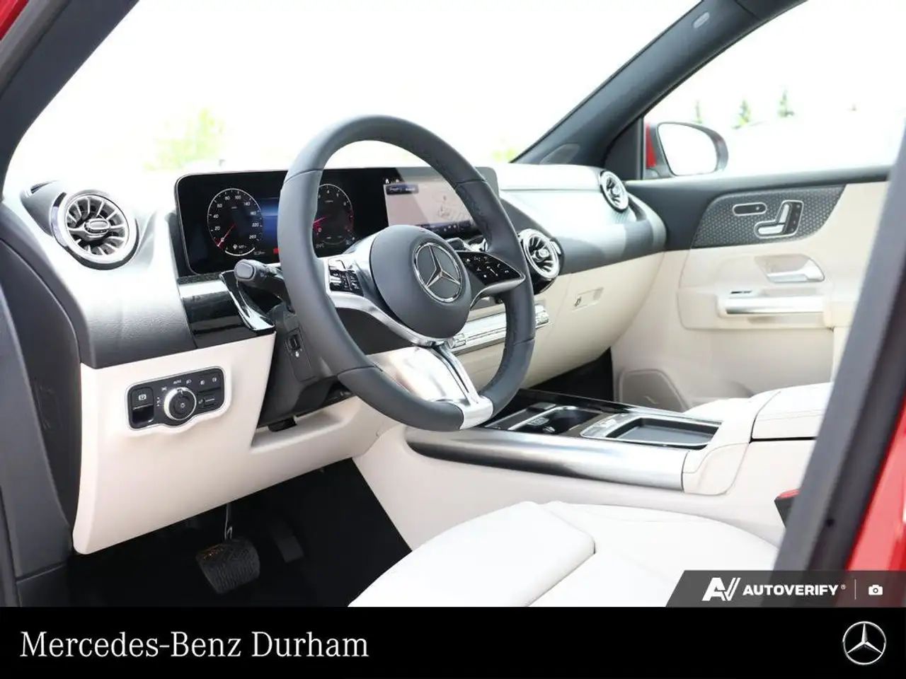 Mercedes-Benz GLA fotografie Mercedes-Benz GLA