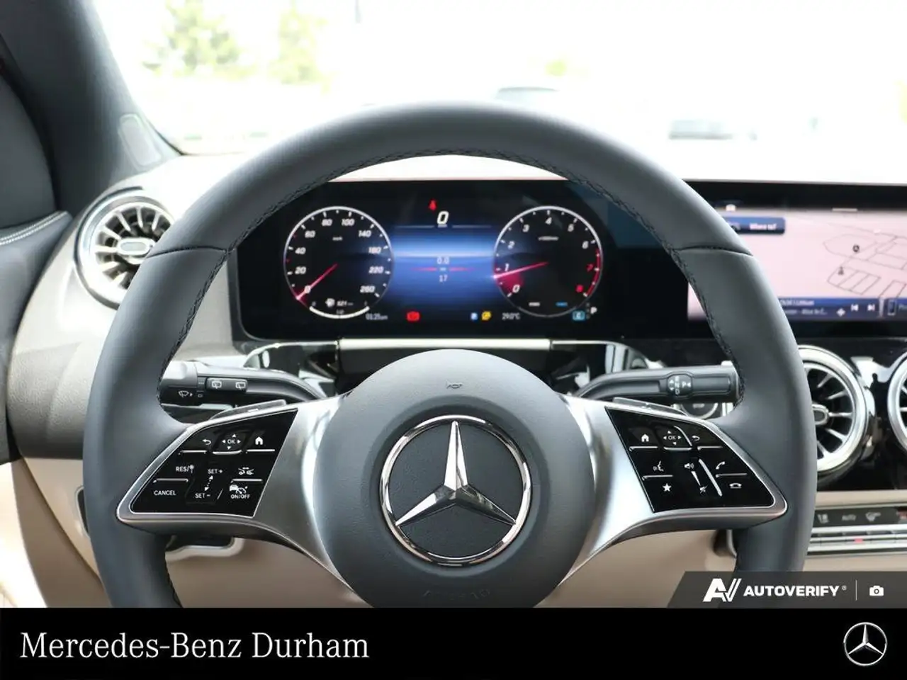 Mercedes-Benz GLA fotografie Mercedes-Benz GLA