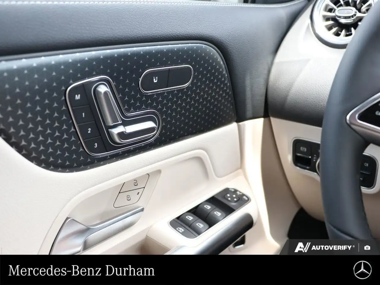 Mercedes-Benz GLA fotografie Mercedes-Benz GLA