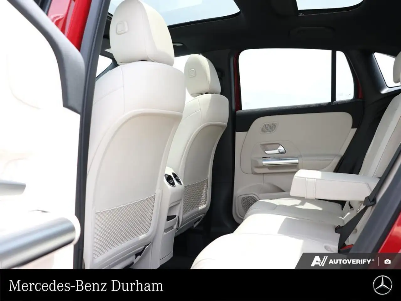 Mercedes-Benz GLA fotografie Mercedes-Benz GLA