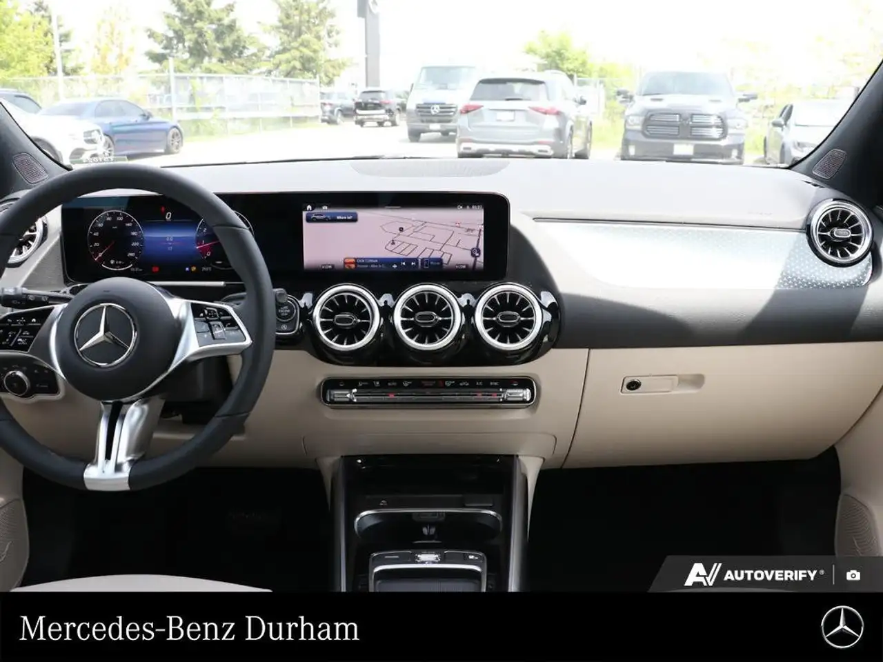 Mercedes-Benz GLA fotografie Mercedes-Benz GLA