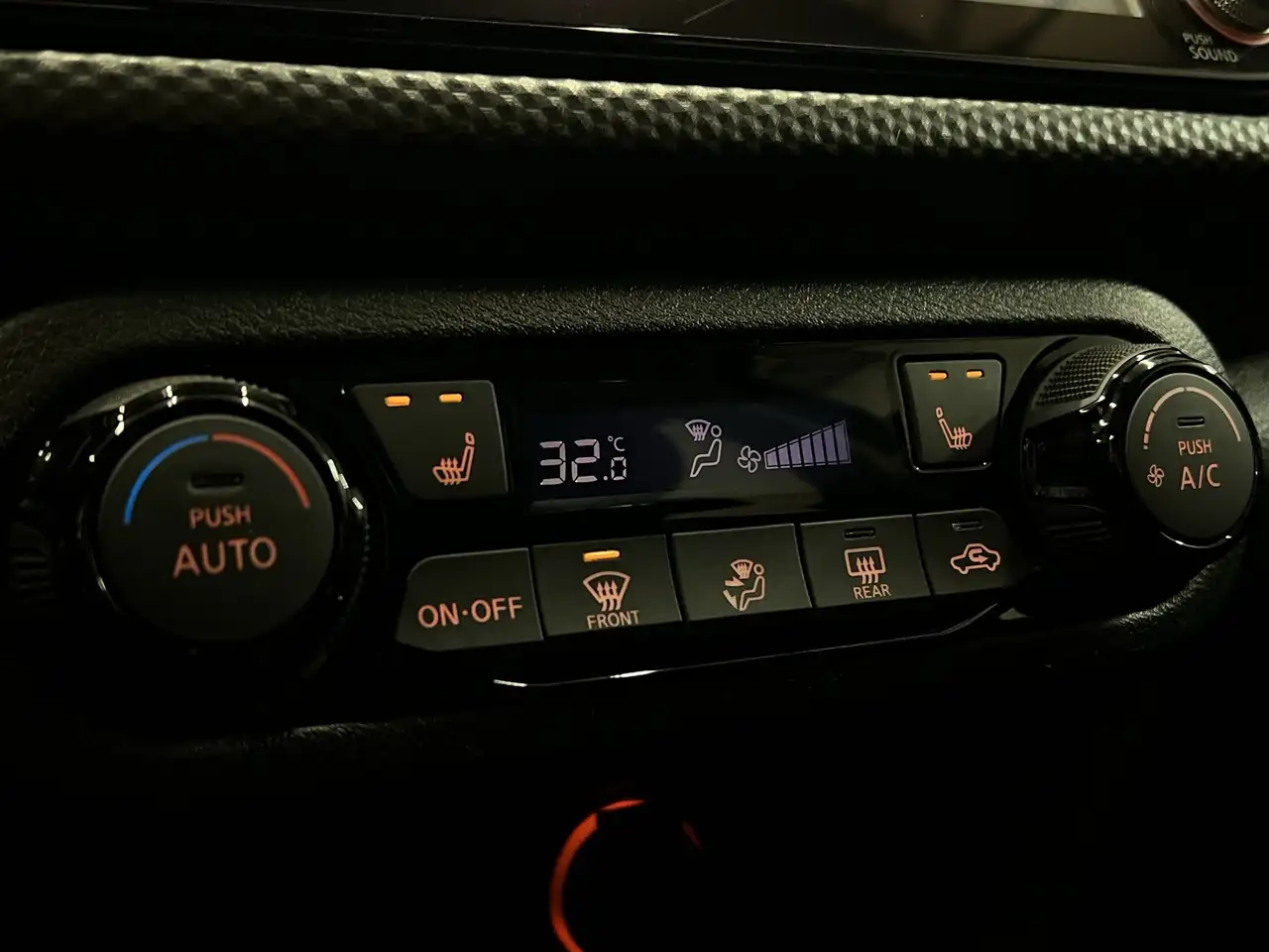 Nissan Kicks fotografie Nissan Kicks