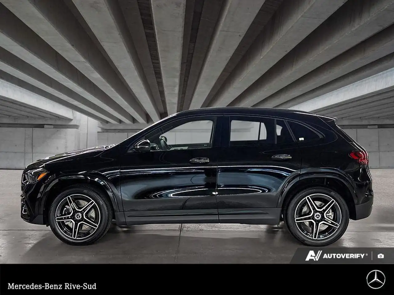 Mercedes-Benz GLA photo Mercedes-Benz GLA