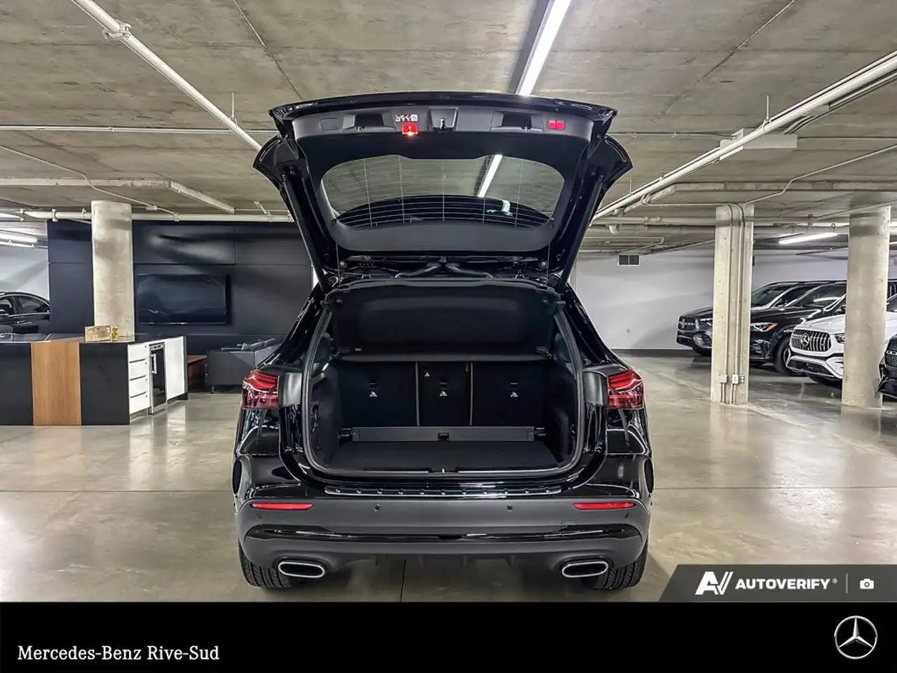 Mercedes-Benz GLA photo Mercedes-Benz GLA