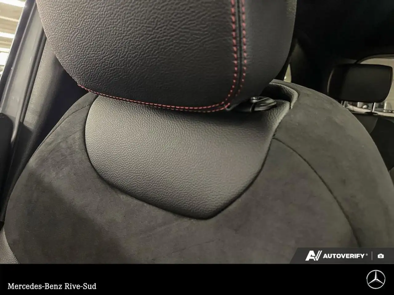 Mercedes-Benz GLA снимка Mercedes-Benz GLA