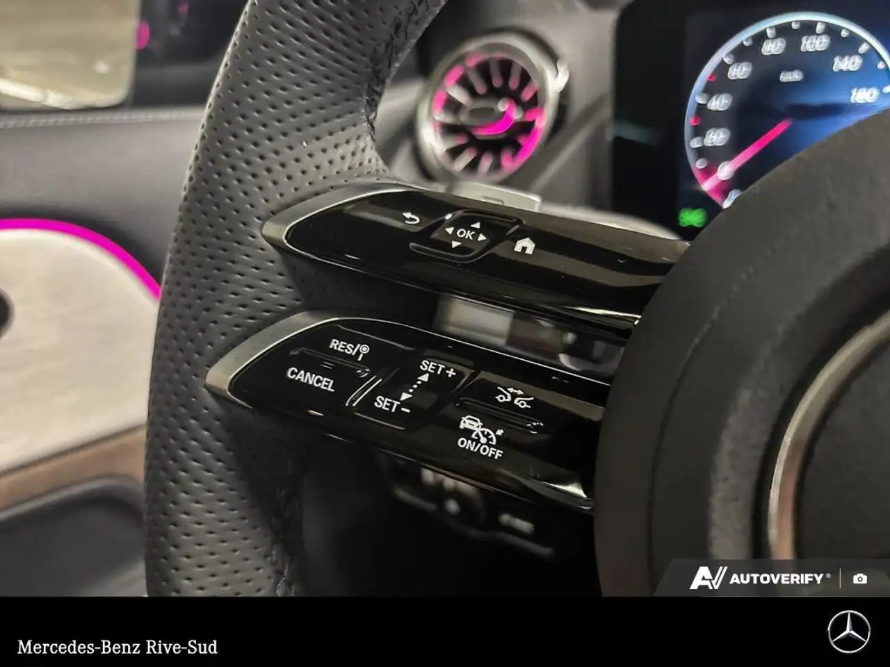 Mercedes-Benz GLA photo Mercedes-Benz GLA