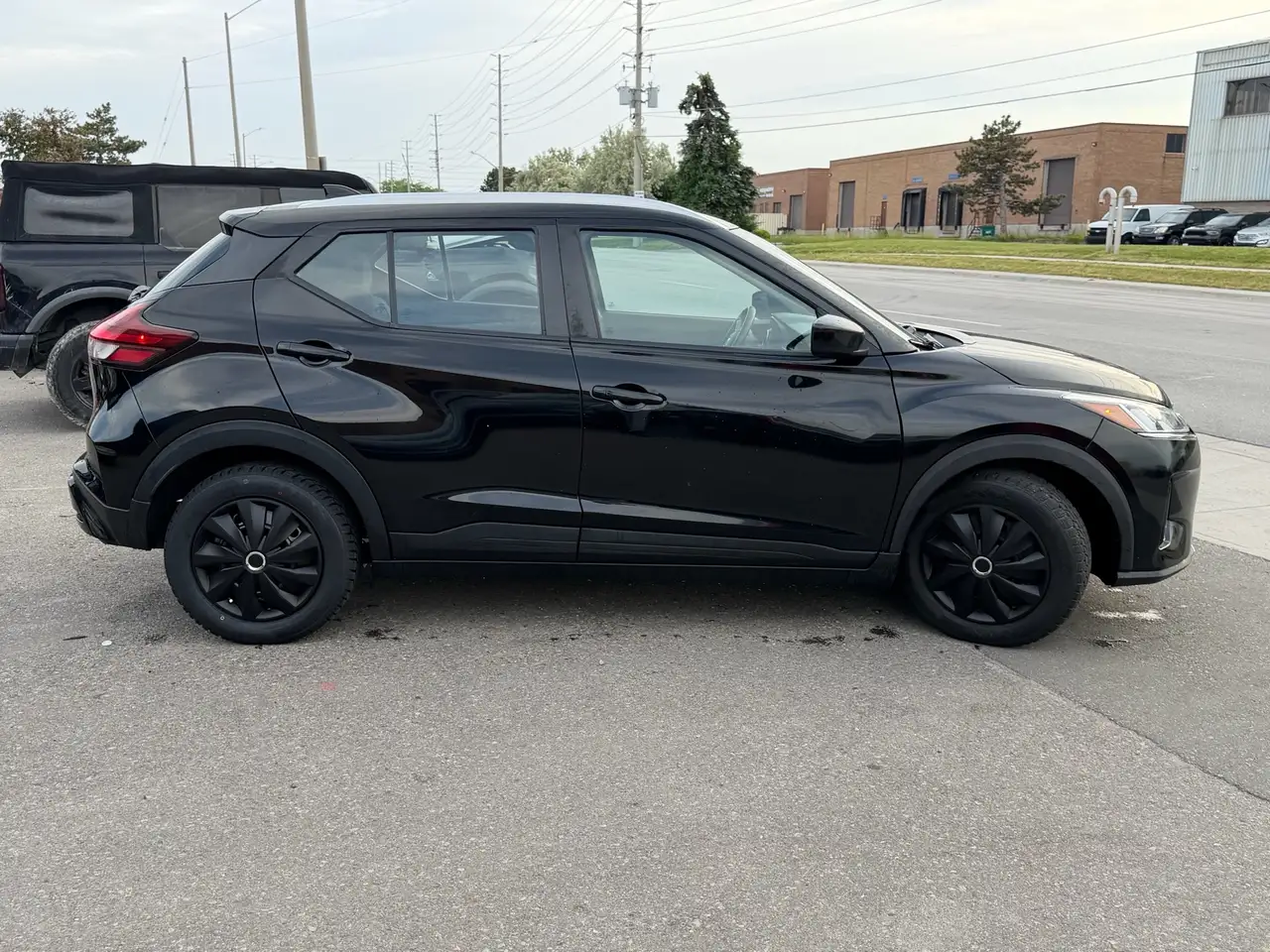 Nissan Kicks photo Nissan Kicks