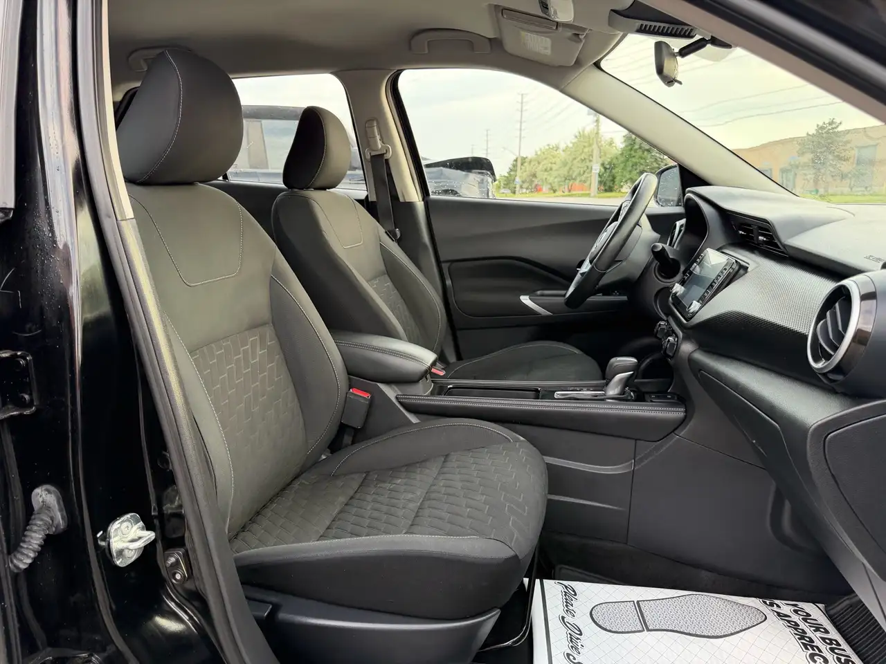 Nissan Kicks photo Nissan Kicks