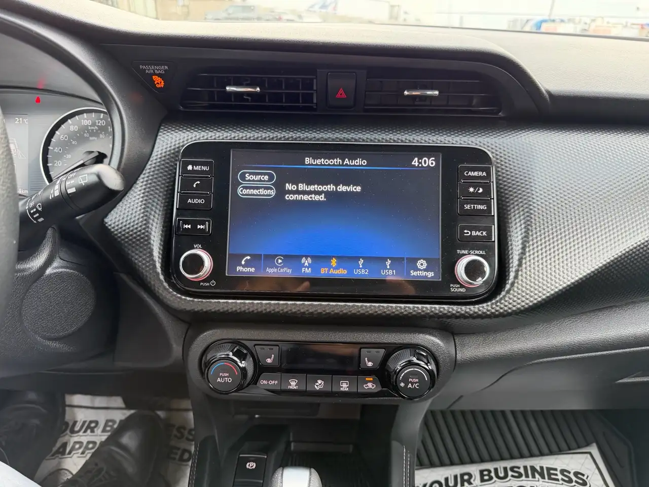 Nissan Kicks photo Nissan Kicks