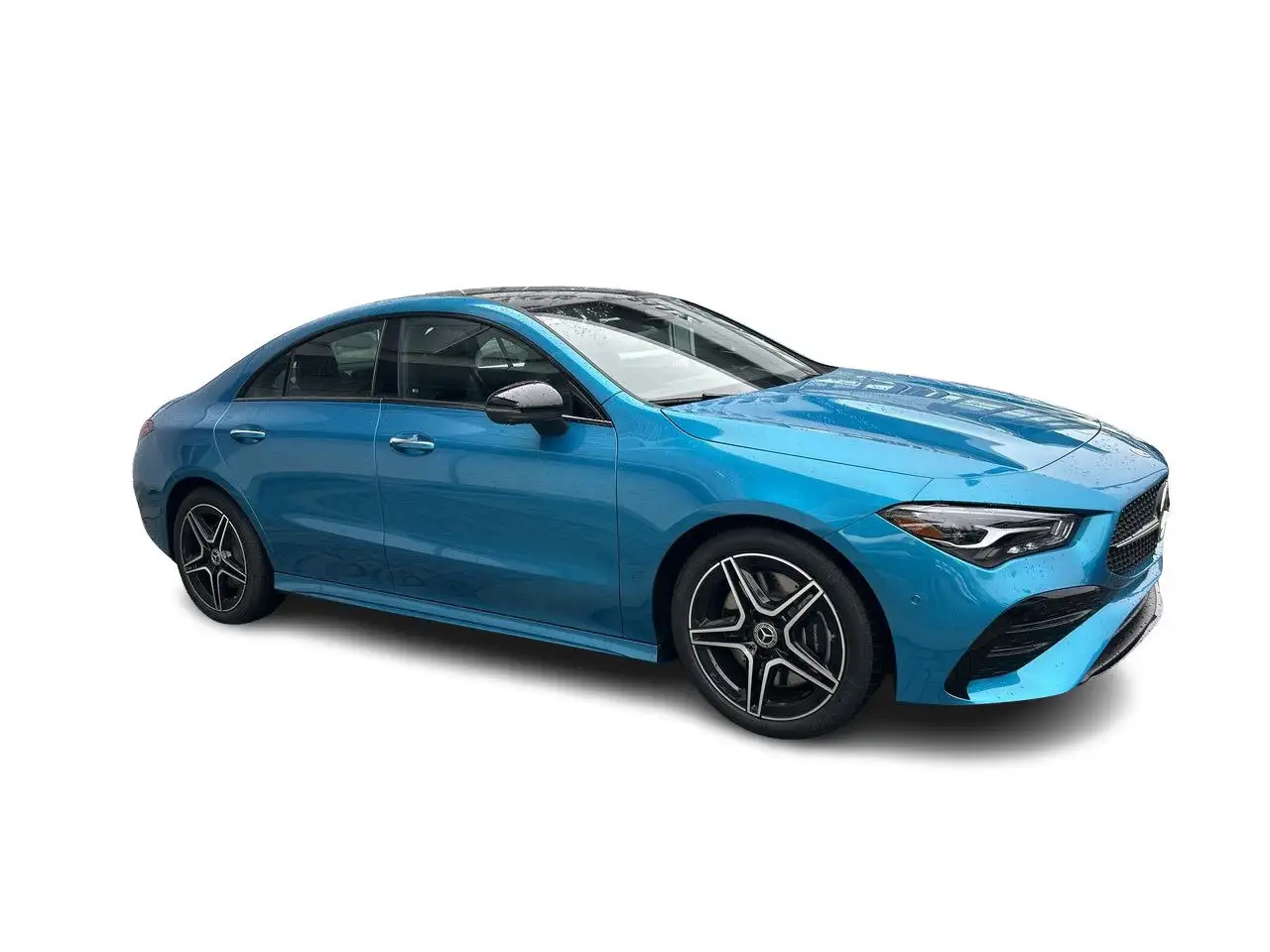 Mercedes-Benz CLA снимка Mercedes-Benz CLA