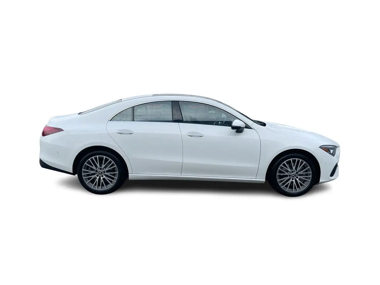 Mercedes-Benz CLA снимка Mercedes-Benz CLA