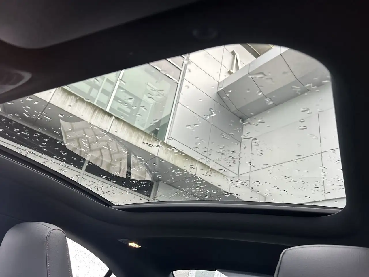 Mercedes-Benz CLA снимка Mercedes-Benz CLA