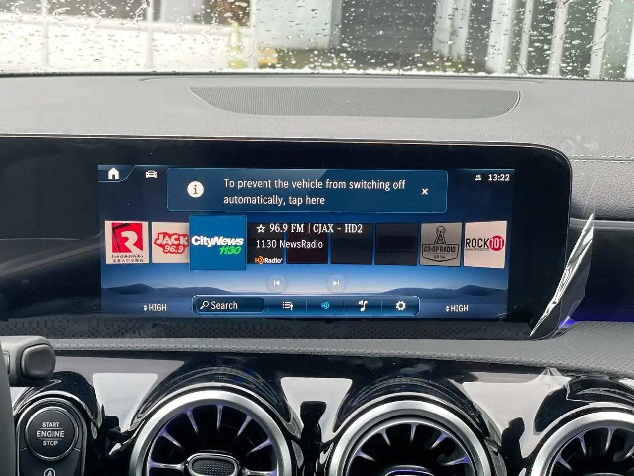 Mercedes-Benz CLA снимка Mercedes-Benz CLA