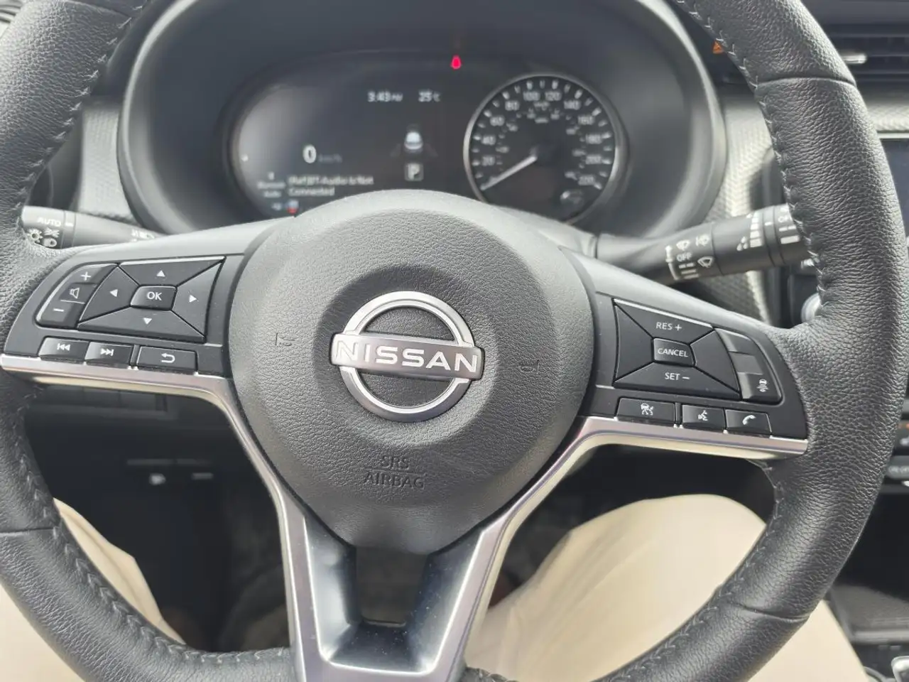 Nissan Kicks photo Nissan Kicks