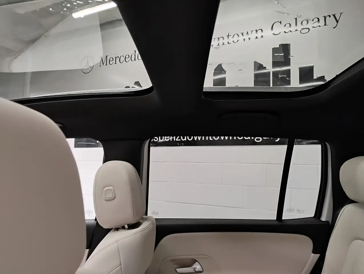 Mercedes-Benz GLB снимка Mercedes-Benz GLB