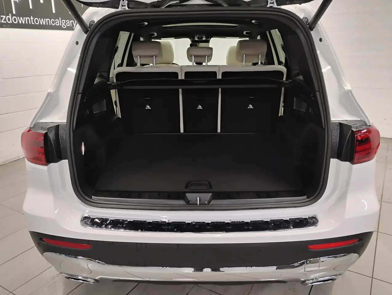 Mercedes-Benz GLB снимка Mercedes-Benz GLB