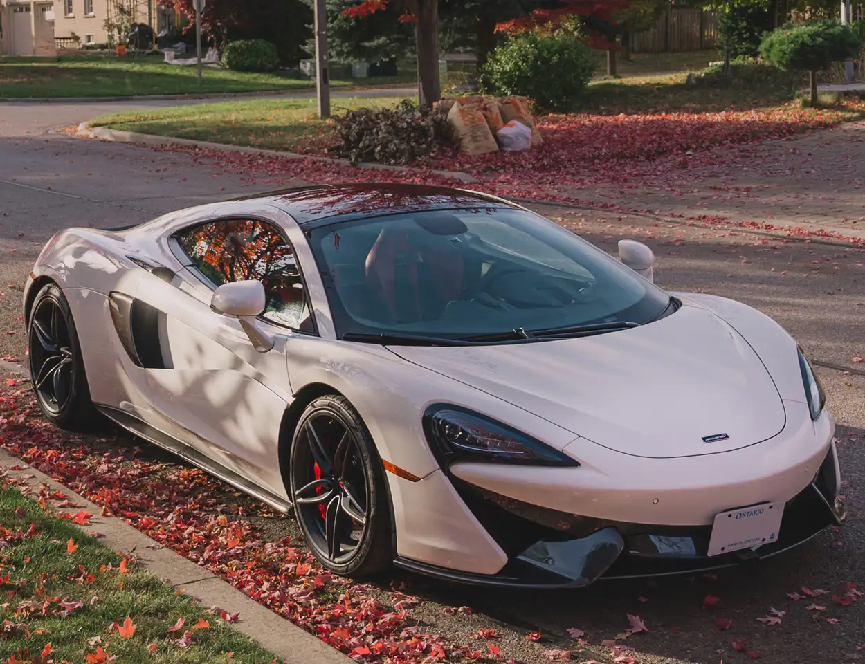 McLaren 570GT снимка McLaren 570GT