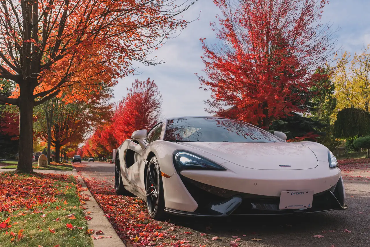 McLaren 570GT снимка McLaren 570GT