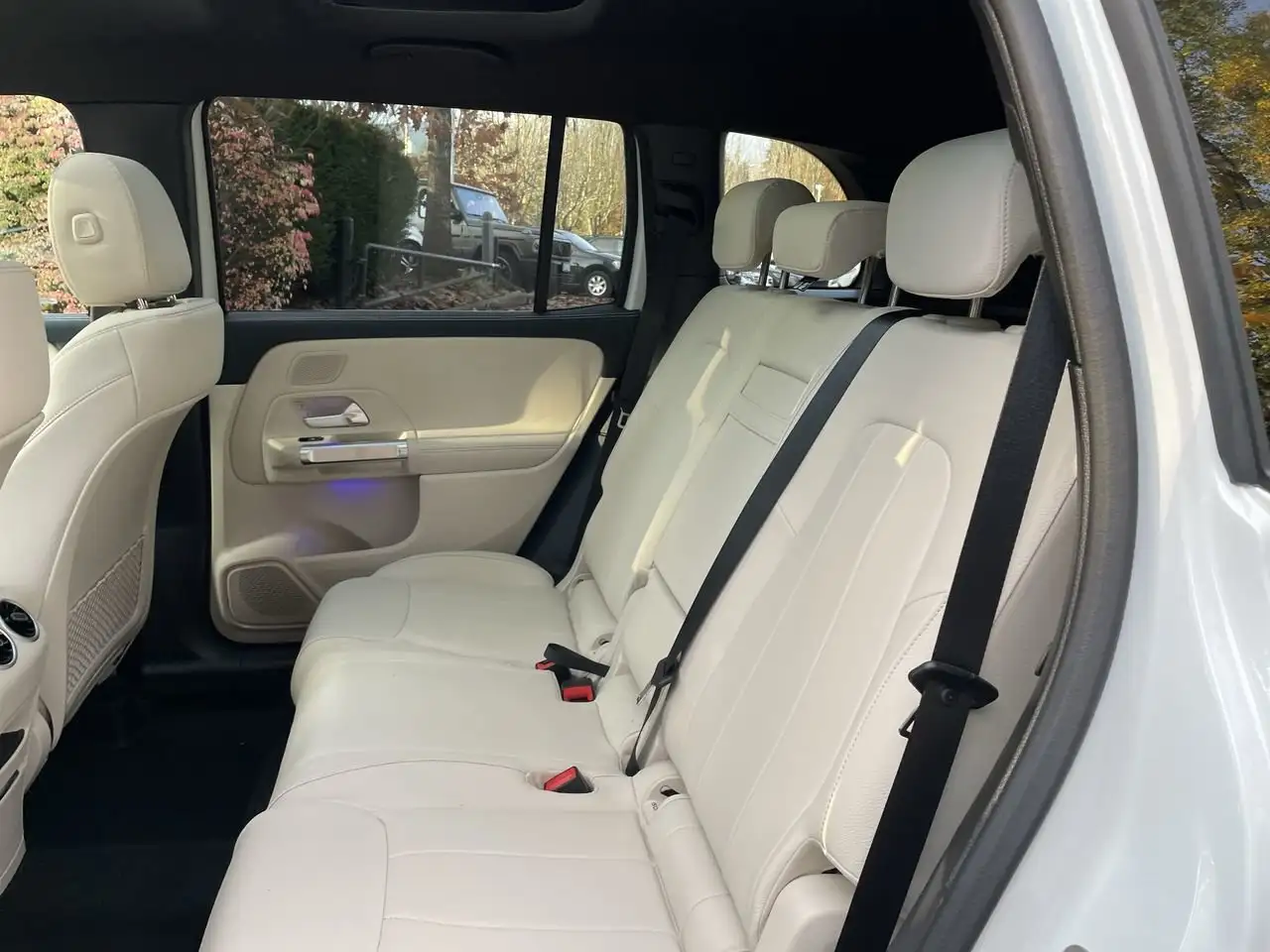 Mercedes-Benz GLB снимка Mercedes-Benz GLB