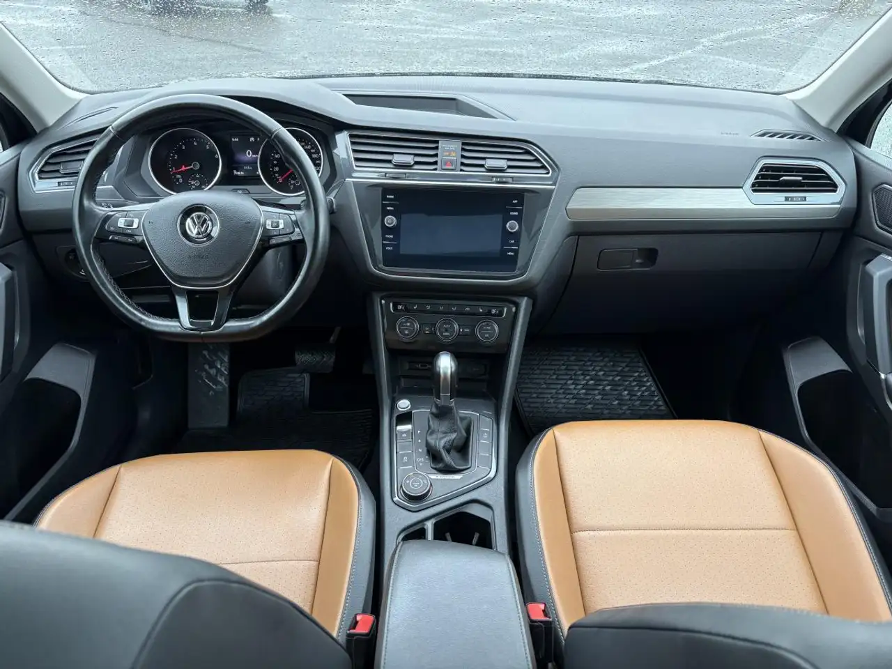 Volkswagen Tiguan снимка Volkswagen Tiguan