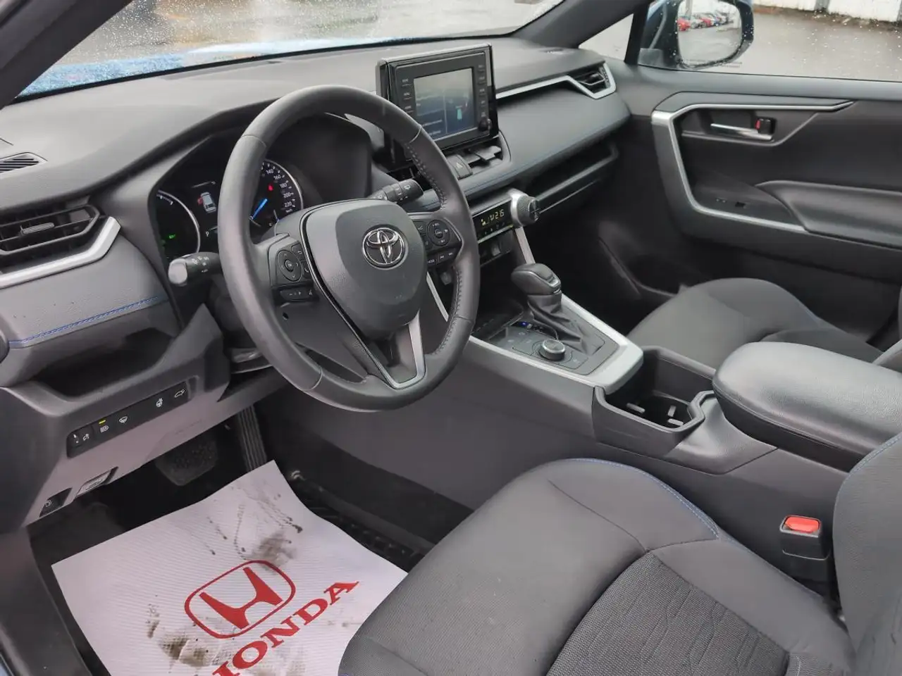 Toyota RAV 4 снимка Toyota RAV 4