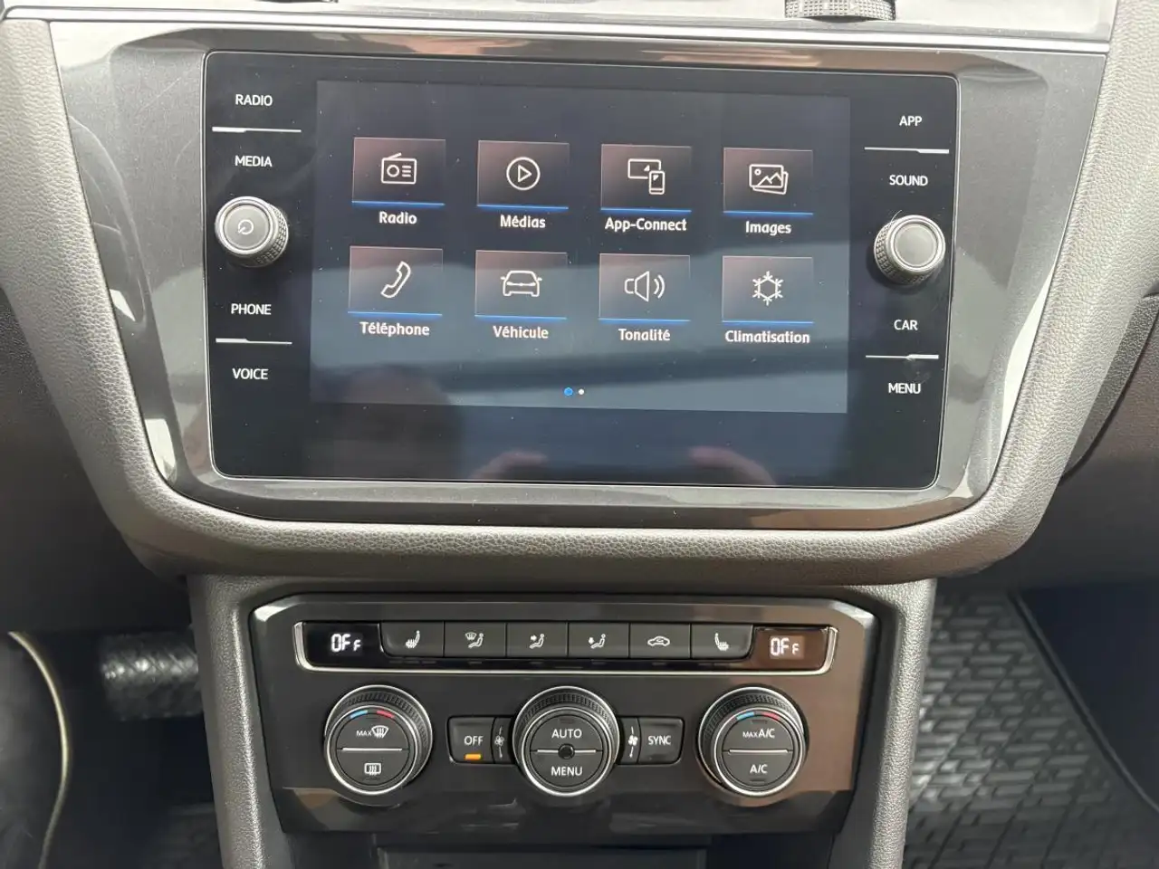 Volkswagen Tiguan снимка Volkswagen Tiguan