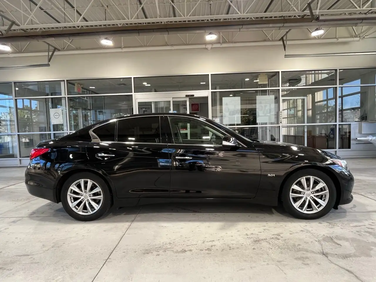 Infiniti Q50 photo Infiniti Q50